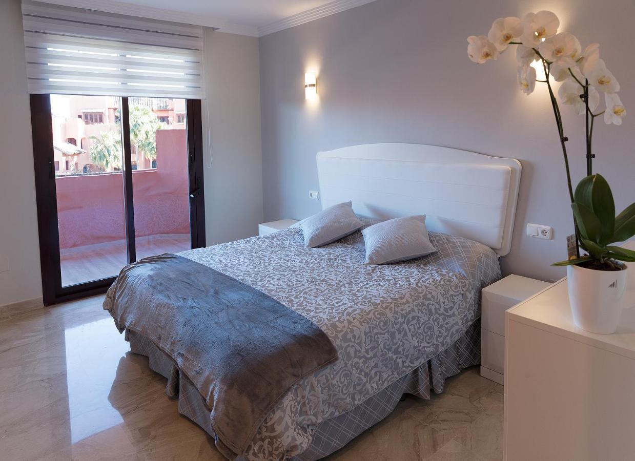אסטפונה Marina Luxury Apartment מראה חיצוני תמונה
